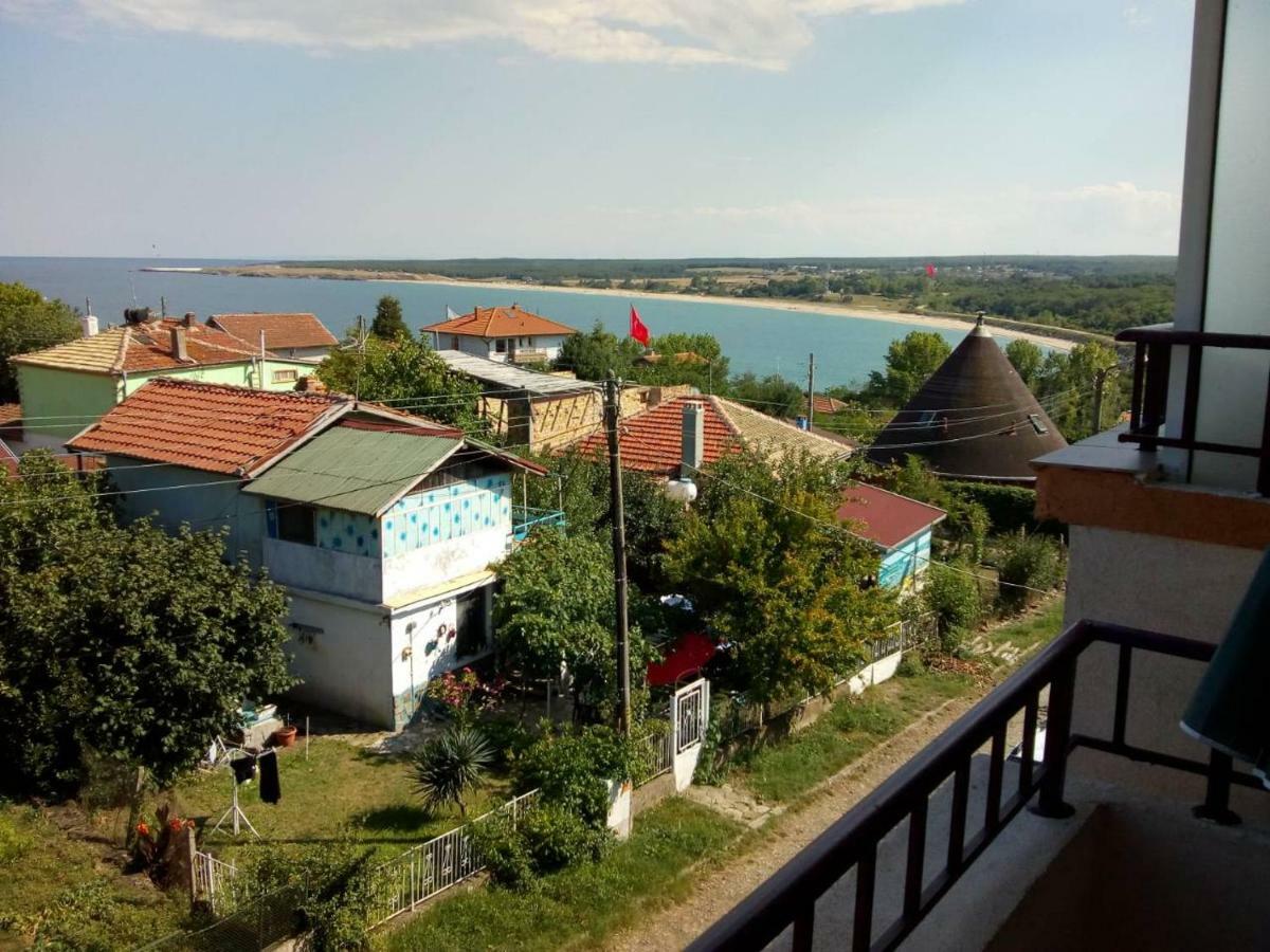 Къща За Гости Семейство Маврови Hotel Rezovo Exterior photo